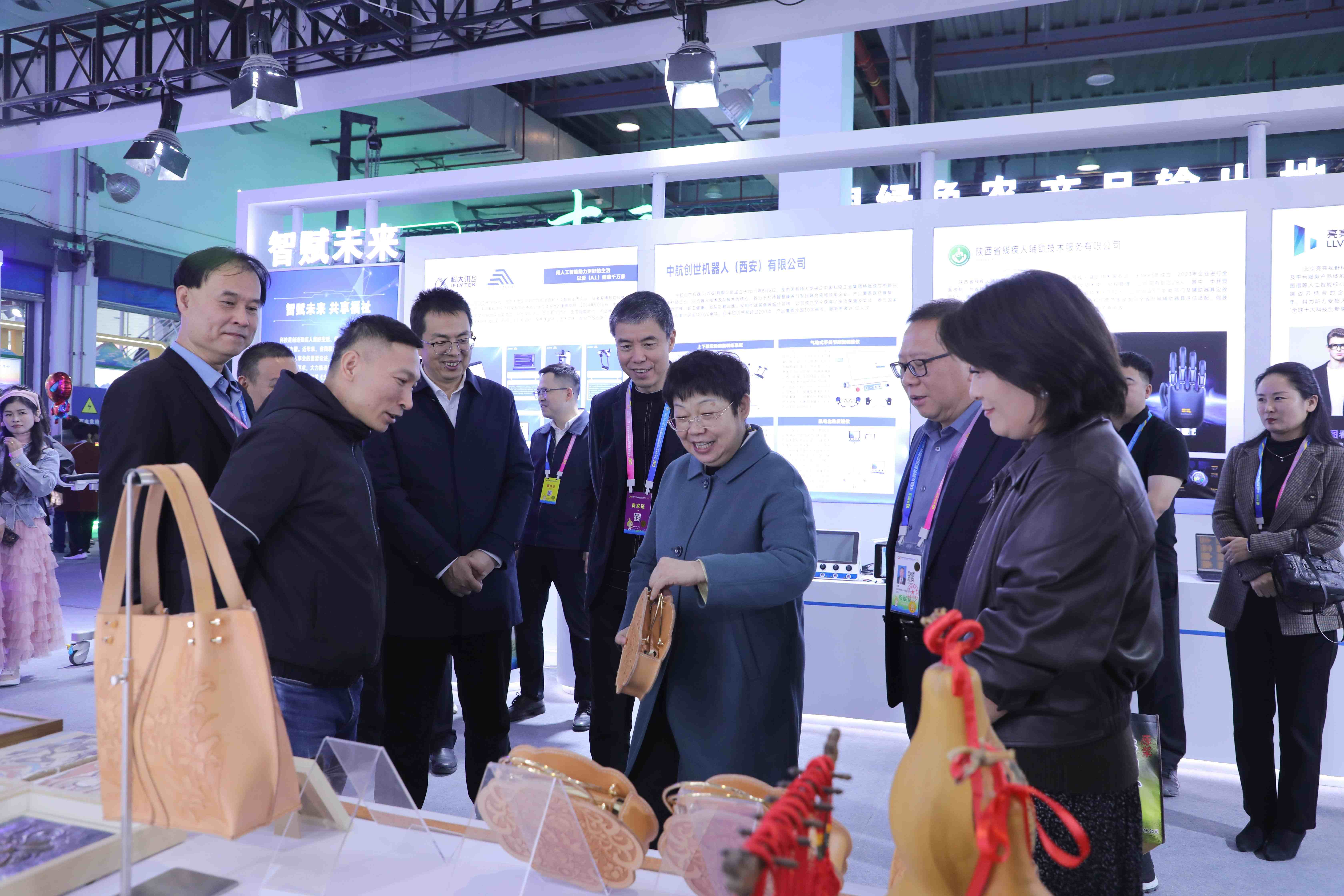 1761553041710078673.jpg 1(1).jpg