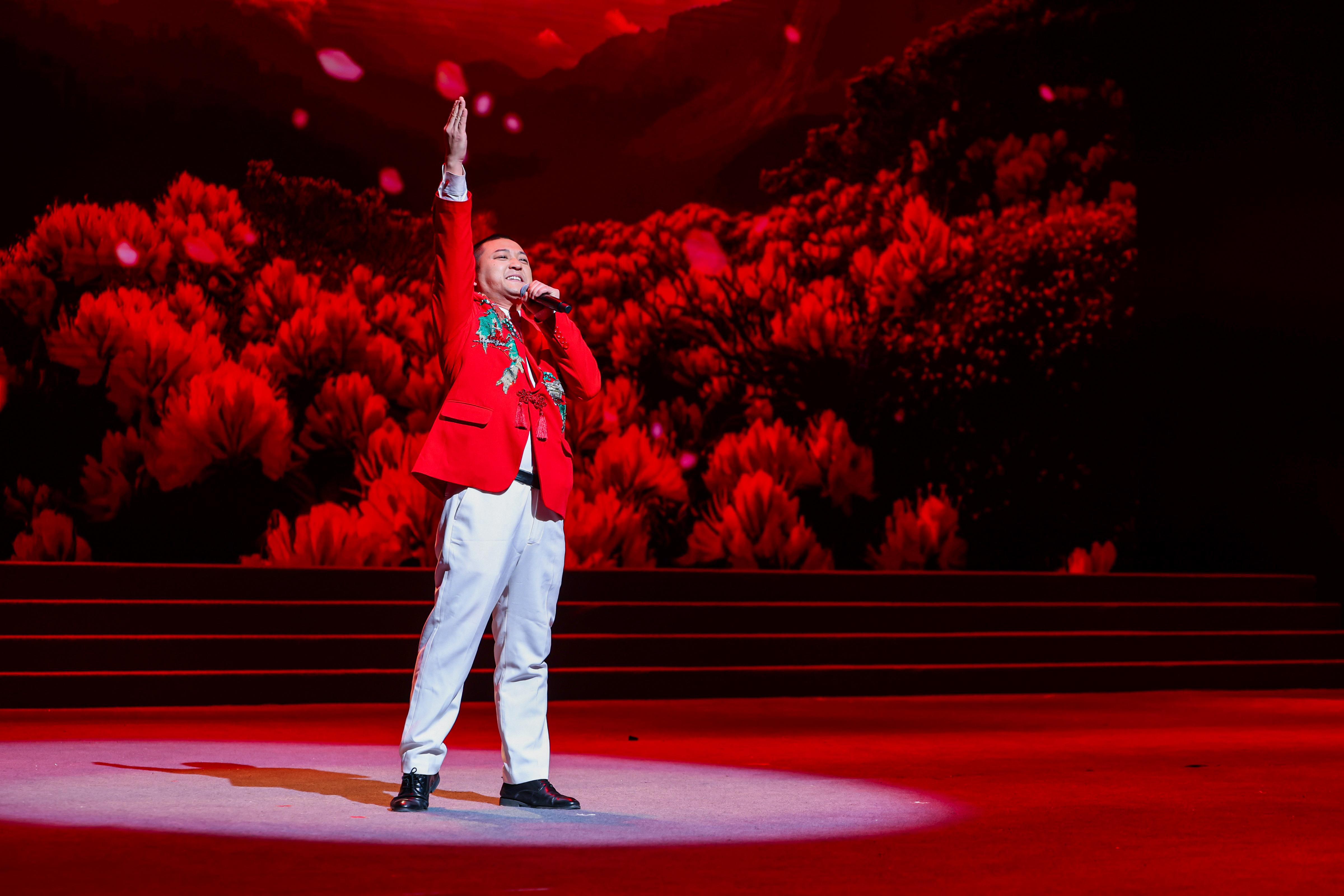 1764912205498061000.jpg 44.jpg