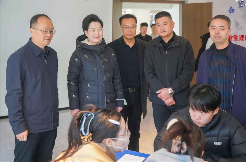 1764920391742026130.jpg wechat_2025-12-05_114030_669.jpg